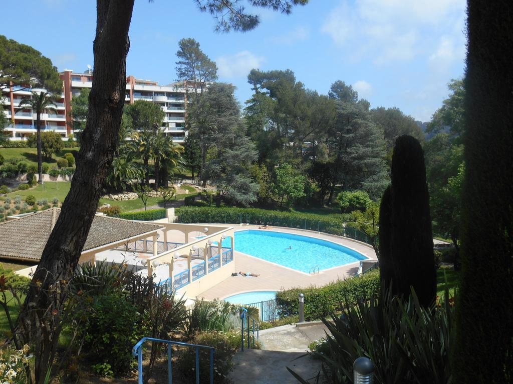 Appartement Les Palmiers - Vacances Cote D'Azur Кан Екстериор снимка